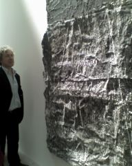 Lumière rasante sur une toile